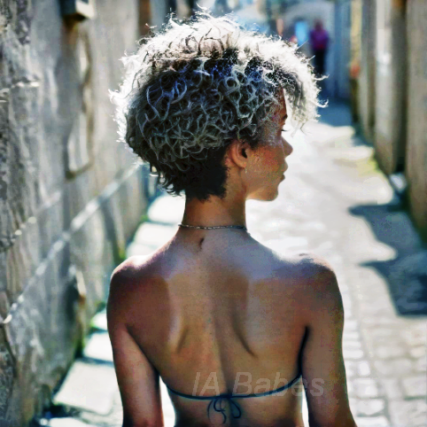 Eliane, 35 ans, recherche une âme sœur pour une passion torride et complice!